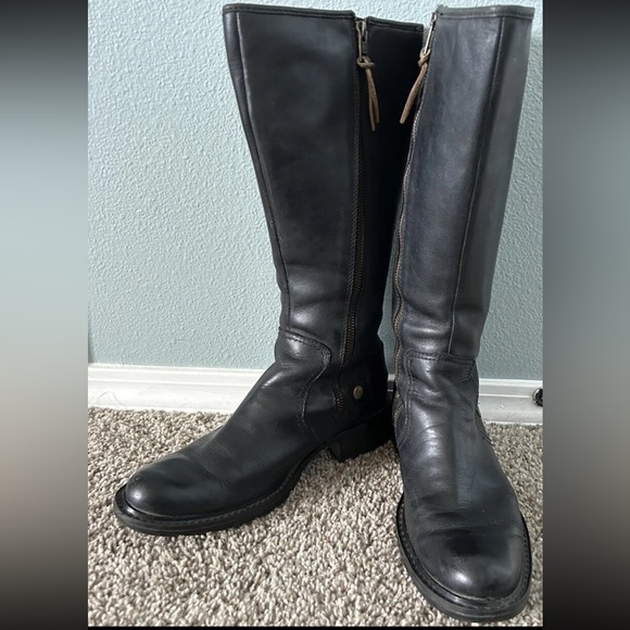 Timberland Lexiss Women's Tall Leather Riding Buckle Boot - Black, Size US 8 - Picture 1 of 9